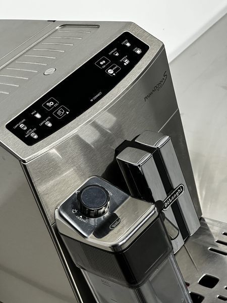 Кавомашина кавоварка DeLonghi PrimaDonna S Evo ECAM 510.55.M фото