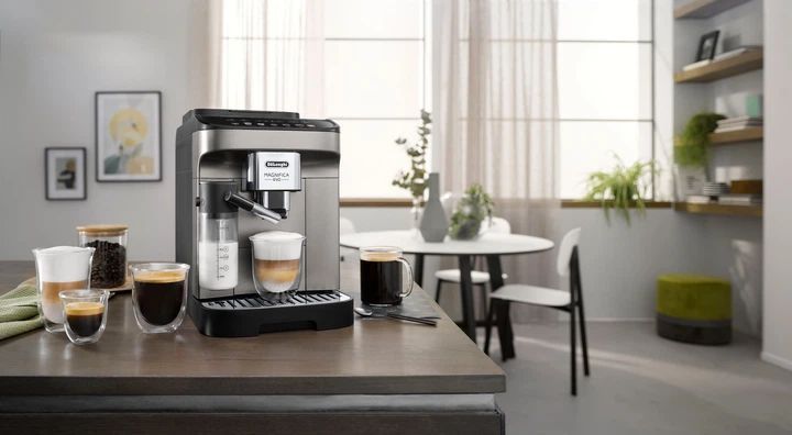 Кофемашина кофеварка DELONGHI Magnifica Evo TB - Б/У 3078710137 фото