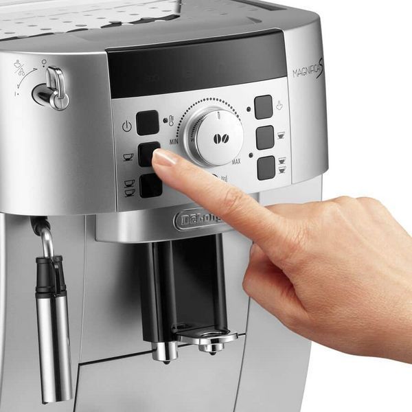 Кофемашина DELONGHI Magnifica S ECAM 22.110.SB ВИТРИННЫЙ ОБРАЗЕЦ - Б/У 3078710190 фото