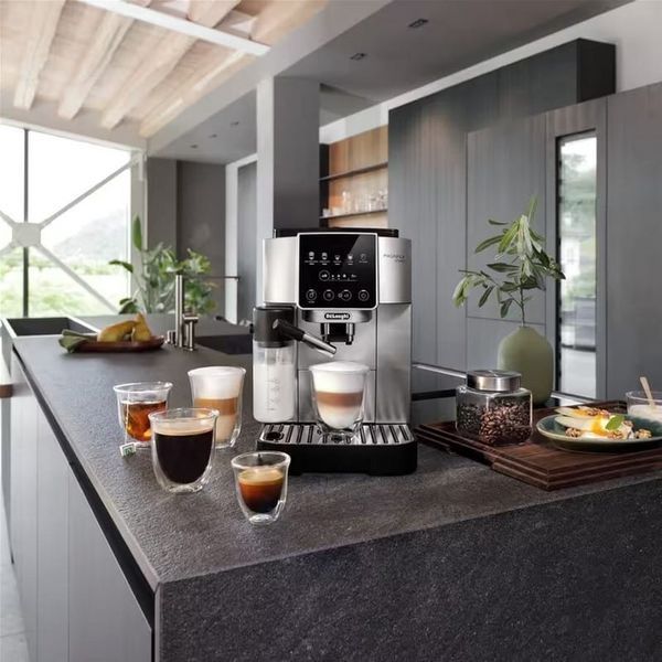 Кофемашина, кофеварка Delonghi ECAM 220.80.SB Magnifica Start - Б/У 3078710193 фото